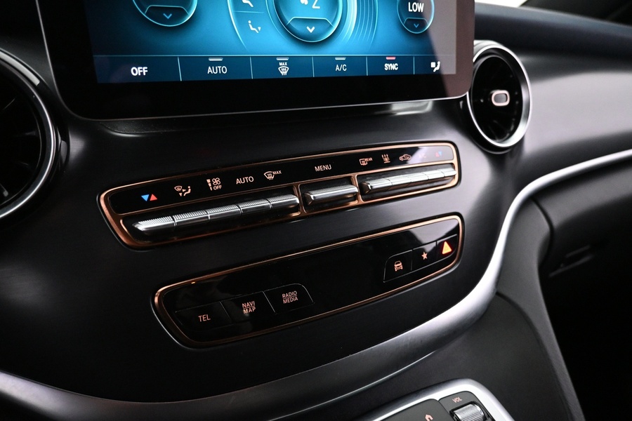 Mercedes-Benz EQV vaihtoauto