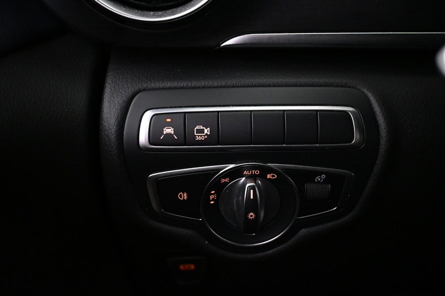 Mercedes-Benz EQV vaihtoauto