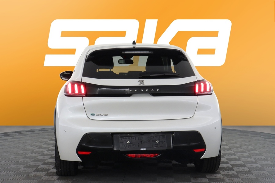 Peugeot e-208 vaihtoauto