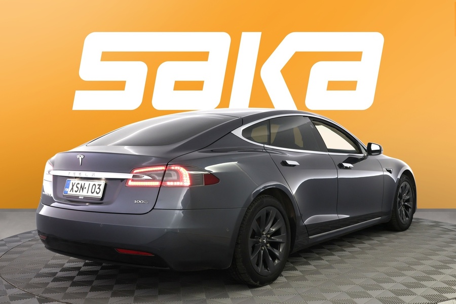 Tesla Model S vaihtoauto