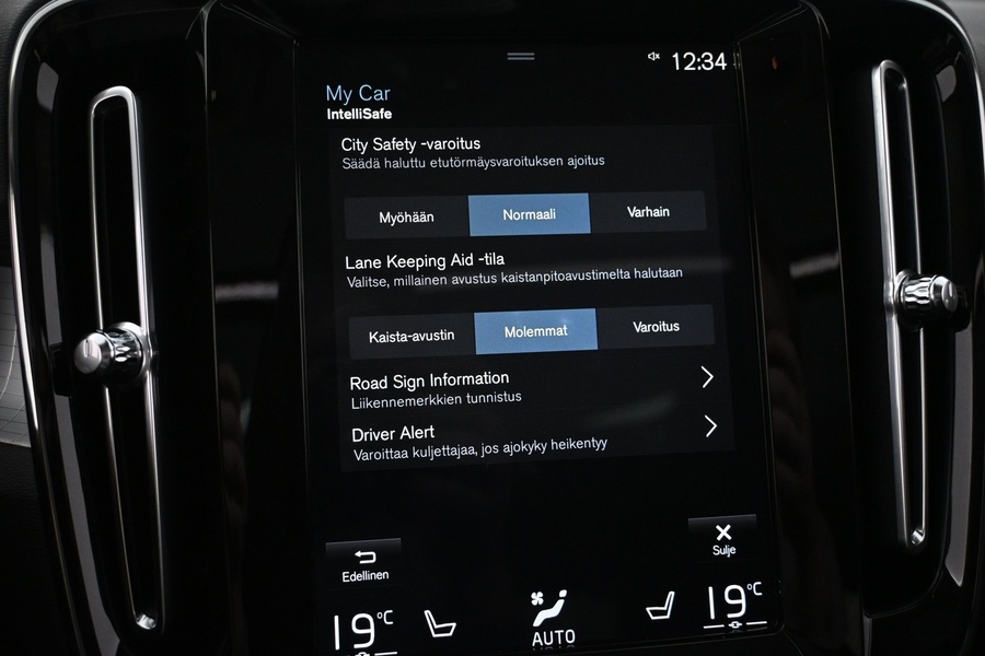 Volvo XC40 vaihtoauto