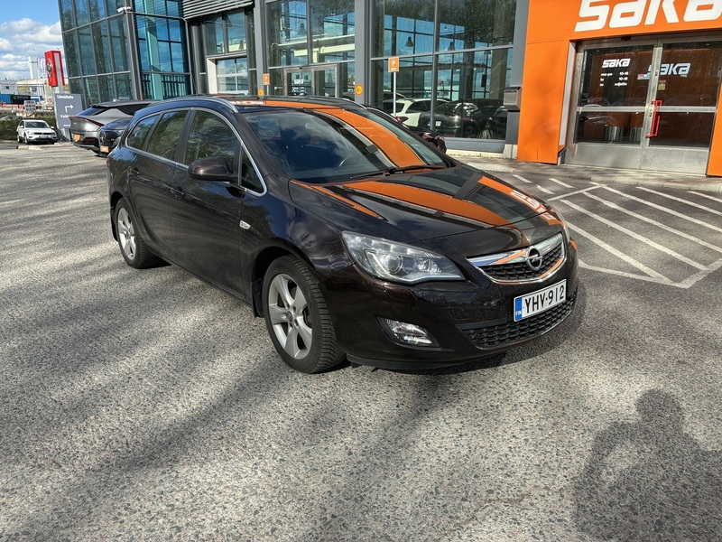 Opel Astra vaihtoauto