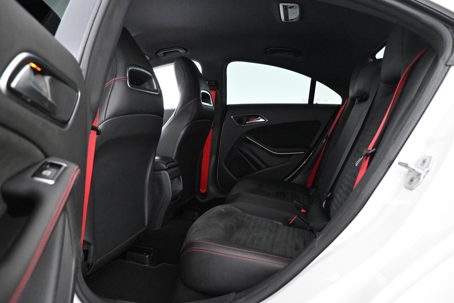 Mercedes-Benz CLA vaihtoauto