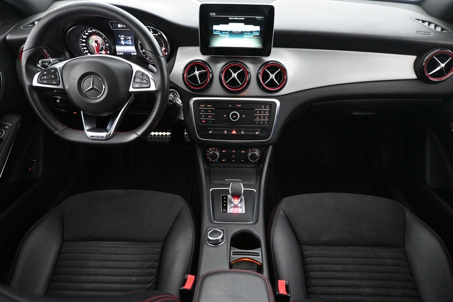 Mercedes-Benz CLA vaihtoauto