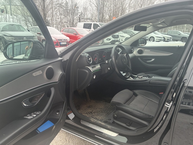 Mercedes-Benz E vaihtoauto