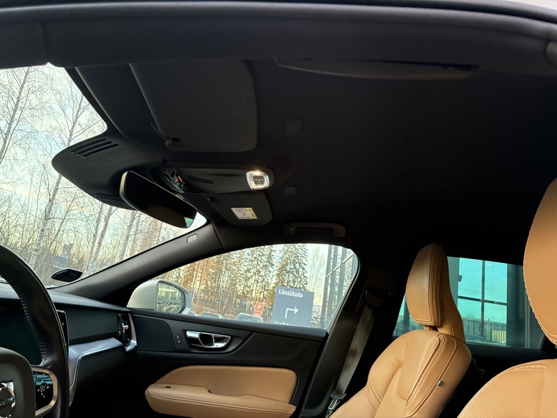 Volvo V60 Cross Country vaihtoauto