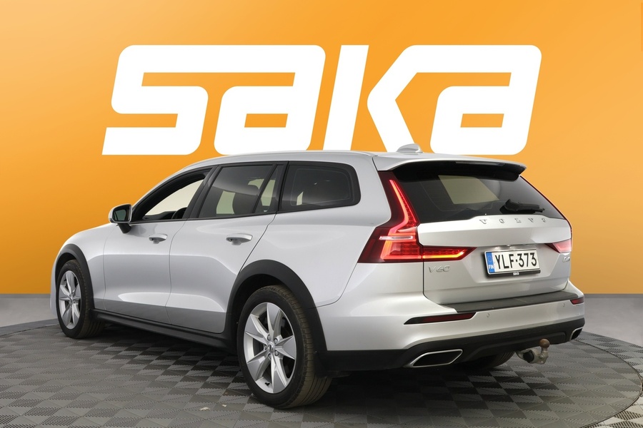 Volvo V60 Cross Country vaihtoauto