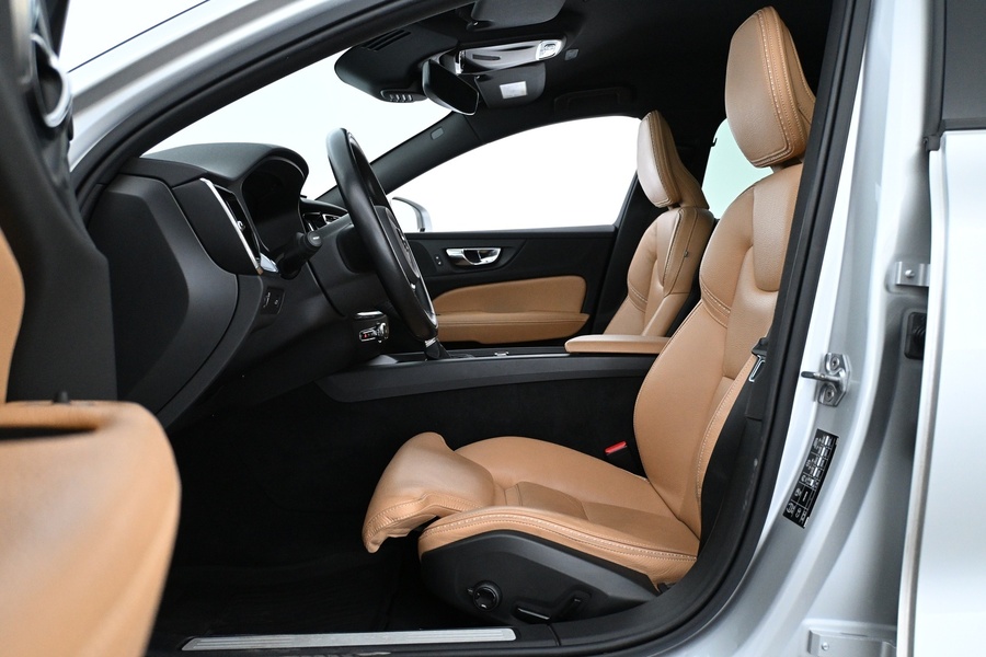 Volvo V60 Cross Country vaihtoauto