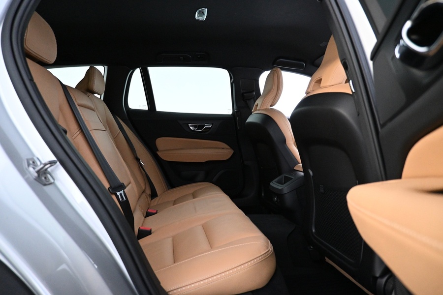 Volvo V60 Cross Country vaihtoauto