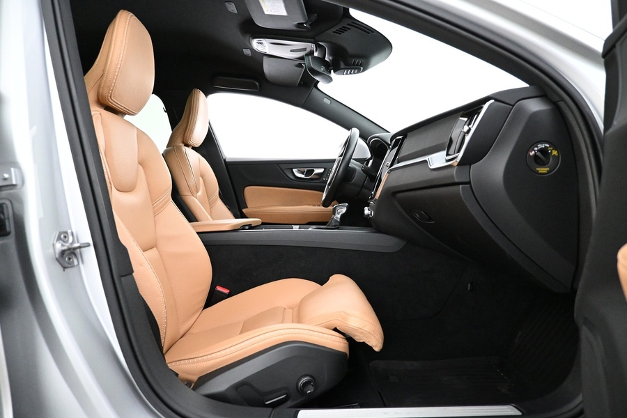 Volvo V60 Cross Country vaihtoauto