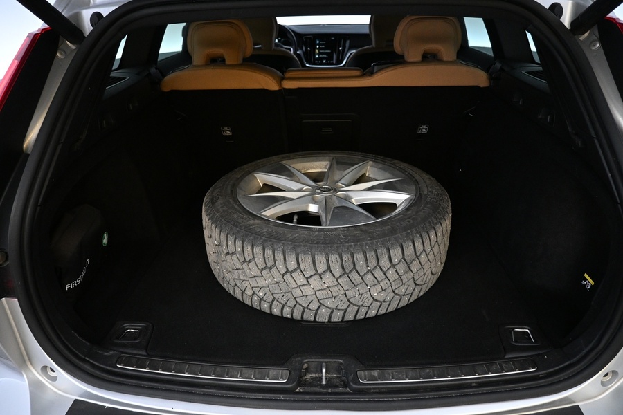 Volvo V60 Cross Country vaihtoauto