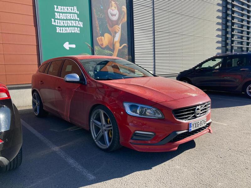 Volvo V60 vaihtoauto
