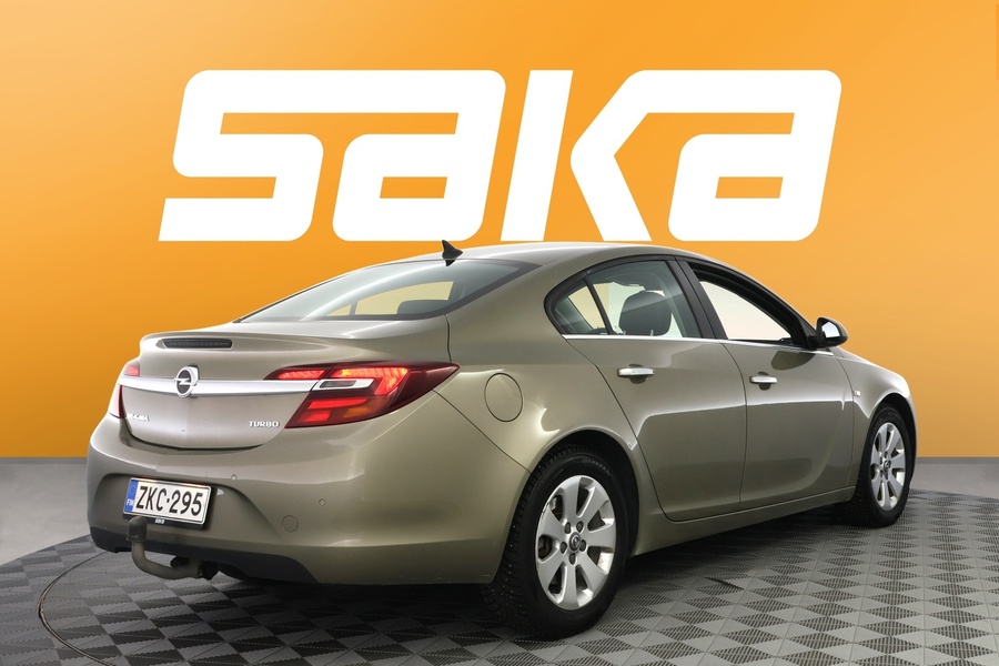 Opel Insignia vaihtoauto