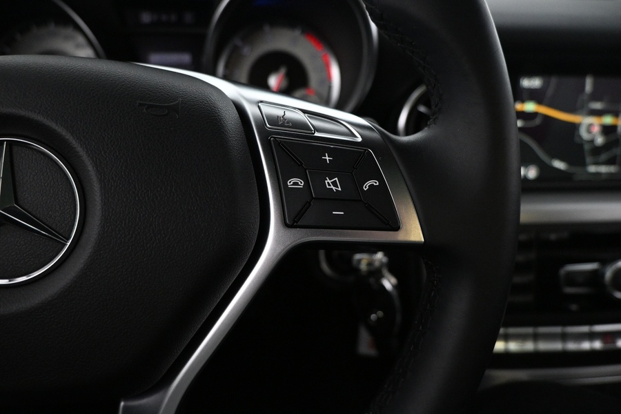 Mercedes-Benz SLK vaihtoauto