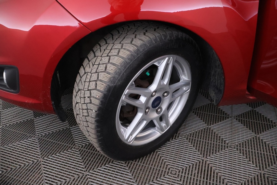 Ford Fiesta vaihtoauto