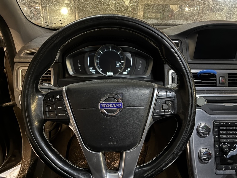 Volvo V70 vaihtoauto