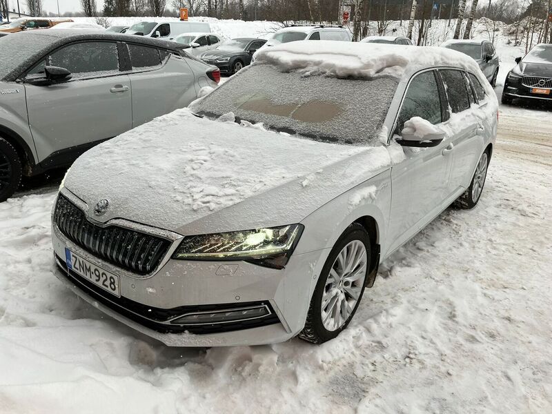 Skoda Superb vaihtoauto