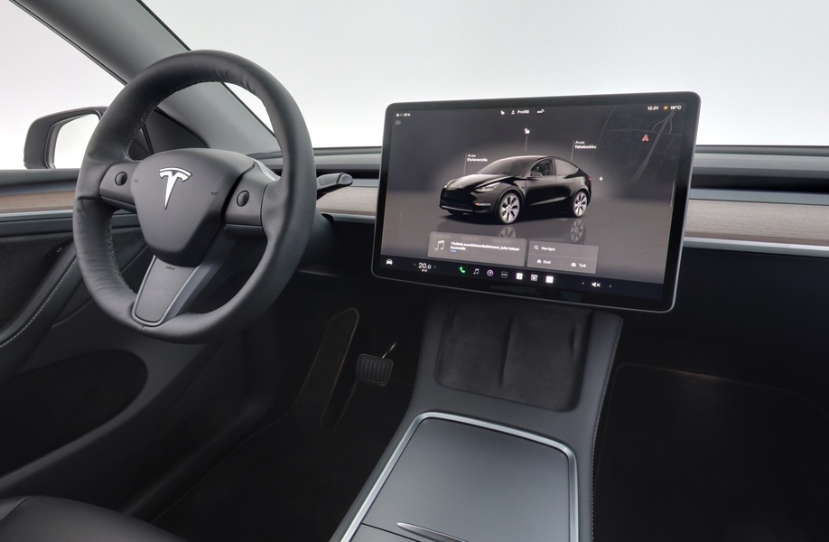 Tesla Model Y vaihtoauto