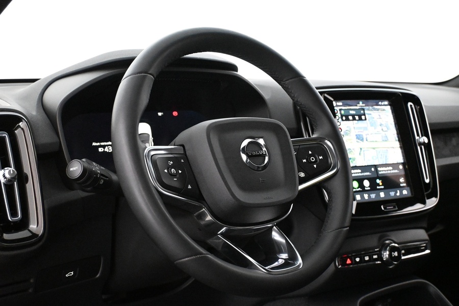 Volvo C40 vaihtoauto