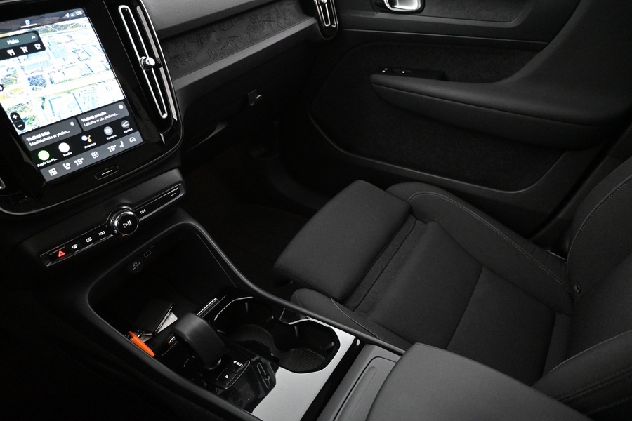 Volvo C40 vaihtoauto