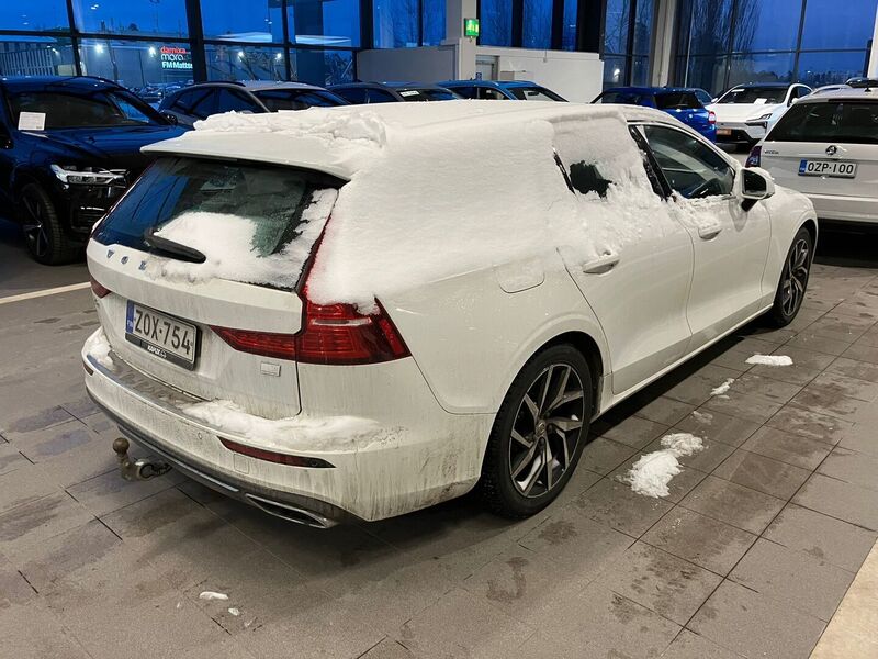 Volvo V60 vaihtoauto