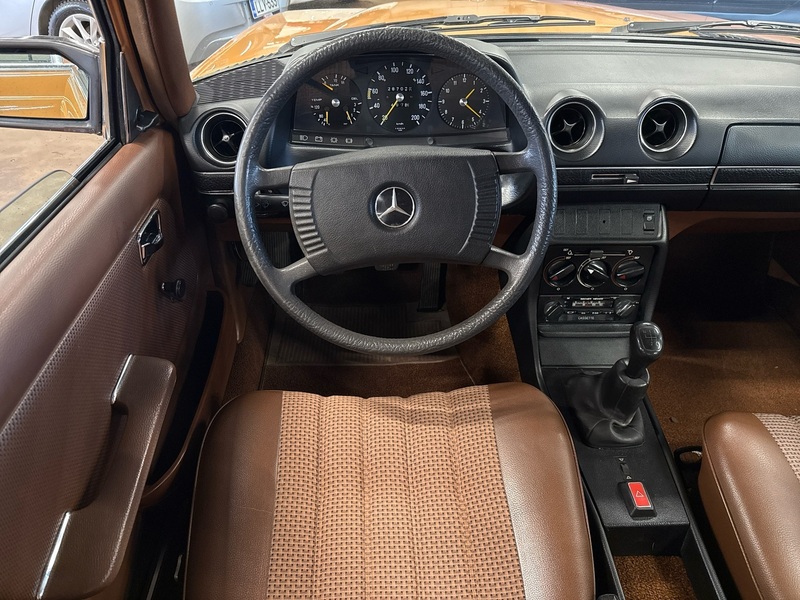 Mercedes-Benz 250 vaihtoauto