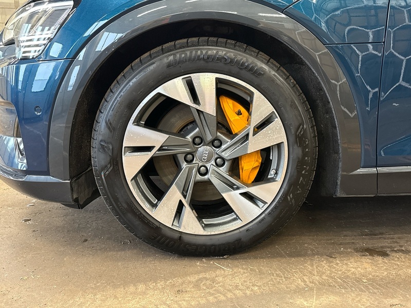 Audi e-tron vaihtoauto