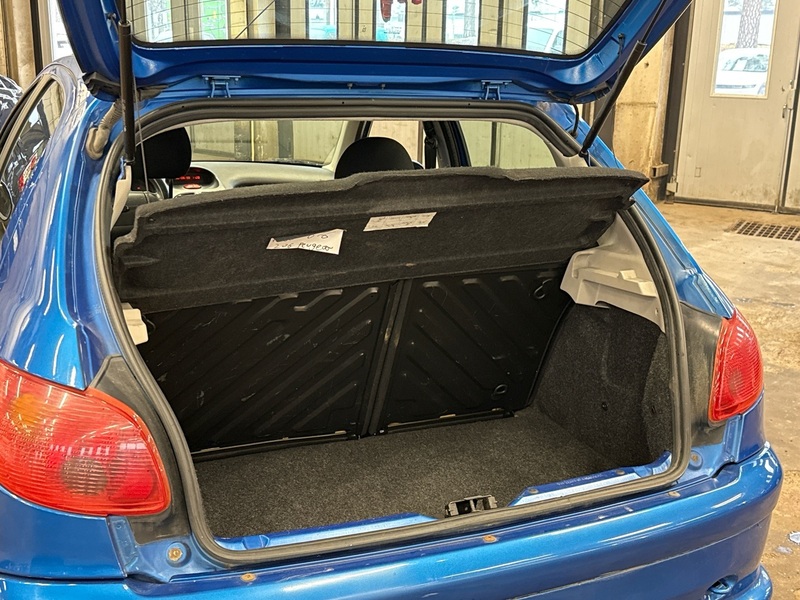 Peugeot 206 vaihtoauto