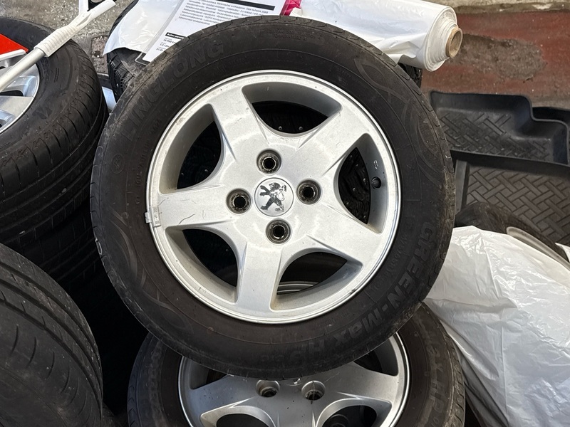 Peugeot 206 vaihtoauto