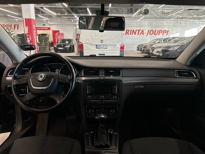 Skoda Superb vaihtoauto