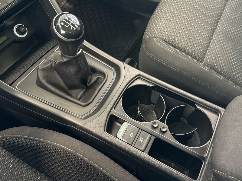 Volkswagen Touran vaihtoauto