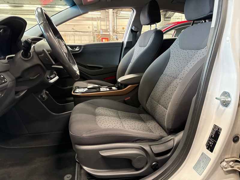 Hyundai IONIQ electric vaihtoauto