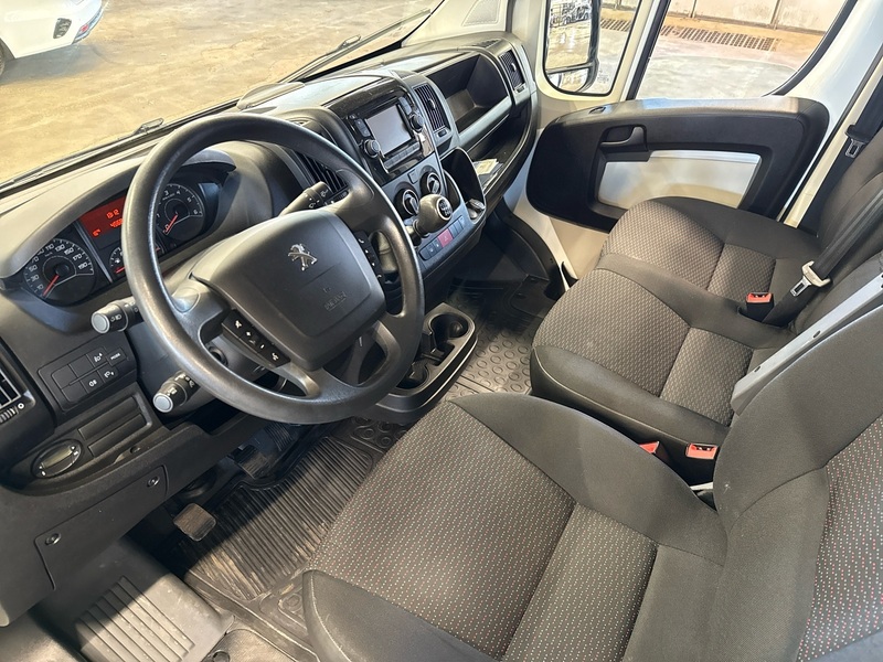 Peugeot Boxer vaihtoauto