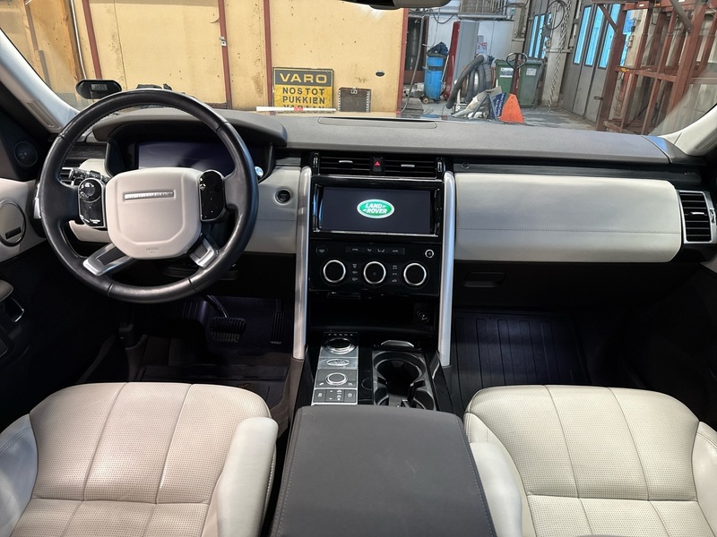 Land Rover Discovery vaihtoauto