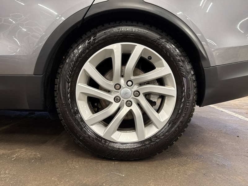 Land Rover Discovery vaihtoauto