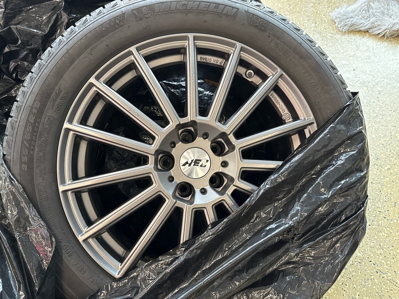 Alfa Romeo Stelvio vaihtoauto