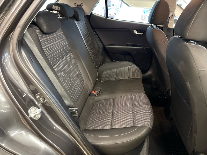 Kia Stonic vaihtoauto