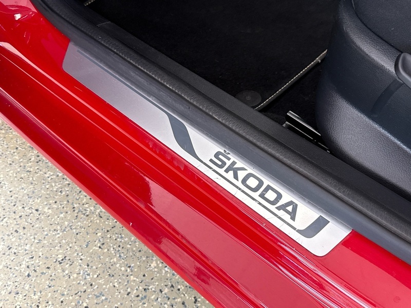 Skoda Fabia vaihtoauto