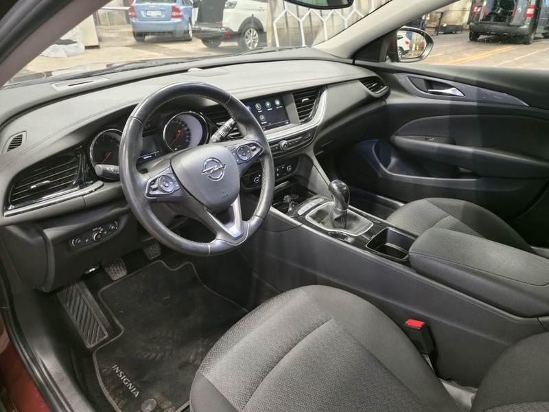 Opel Insignia vaihtoauto