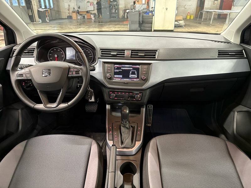 SEAT Arona vaihtoauto