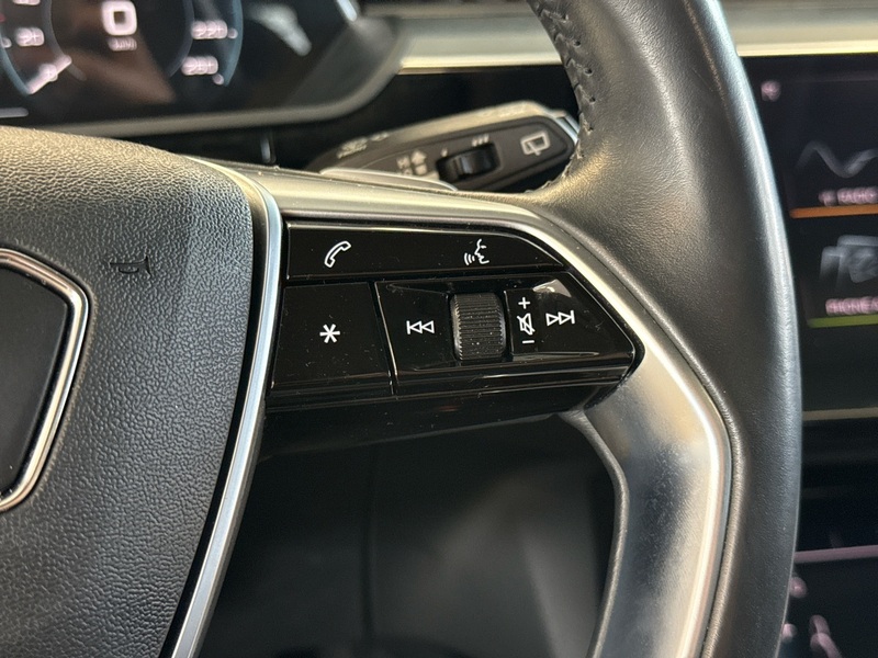 Audi e-tron vaihtoauto