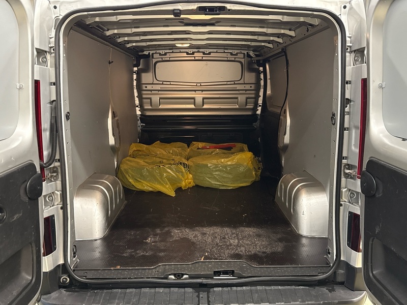 Nissan NV300 vaihtoauto