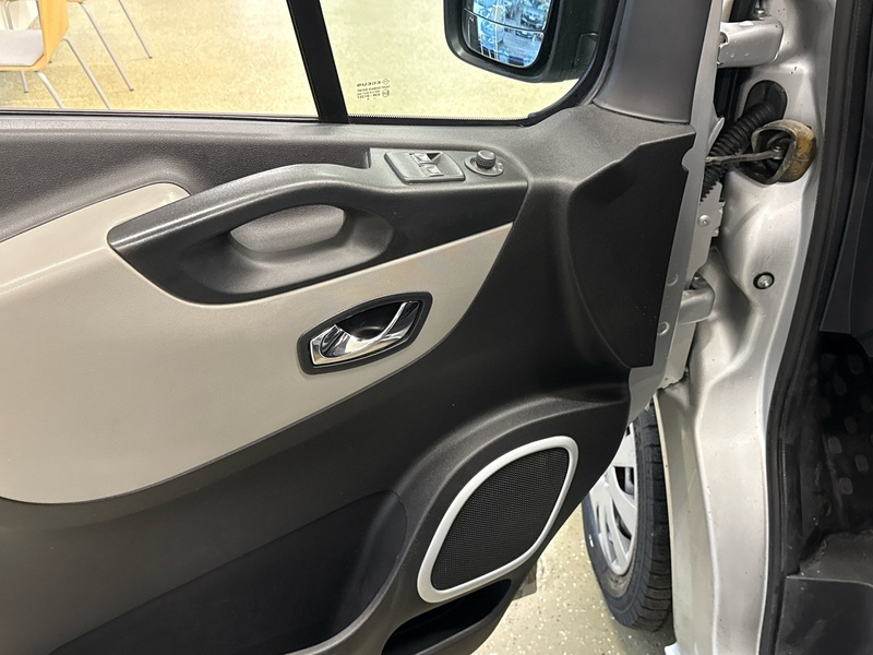 Nissan NV300 vaihtoauto