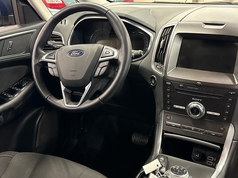 Ford S-MAX vaihtoauto