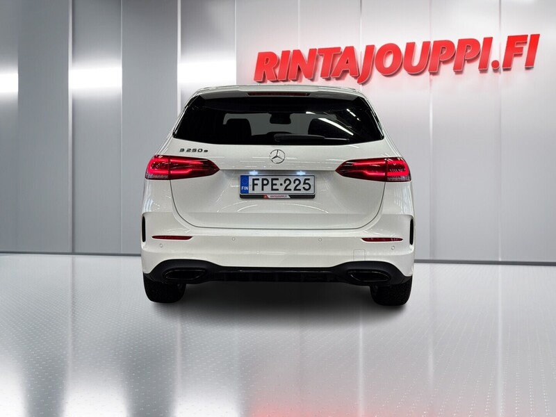 Mercedes-Benz B vaihtoauto