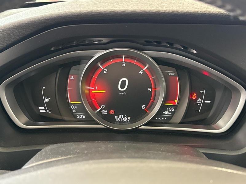 Volvo V40 Cross Country vaihtoauto