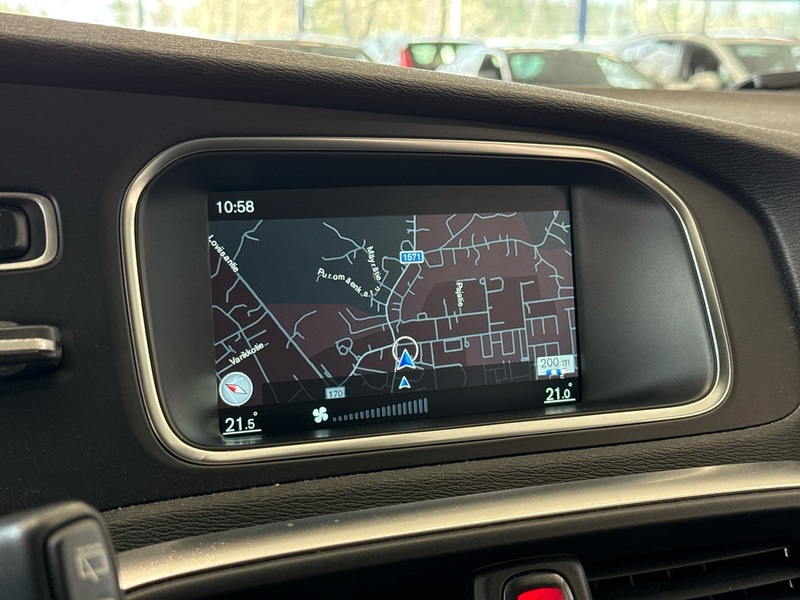 Volvo V40 Cross Country vaihtoauto