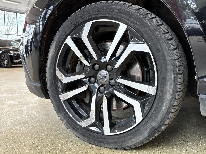 Volvo V40 Cross Country vaihtoauto