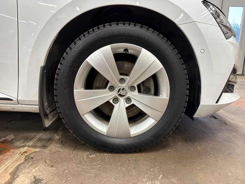 Skoda Superb vaihtoauto