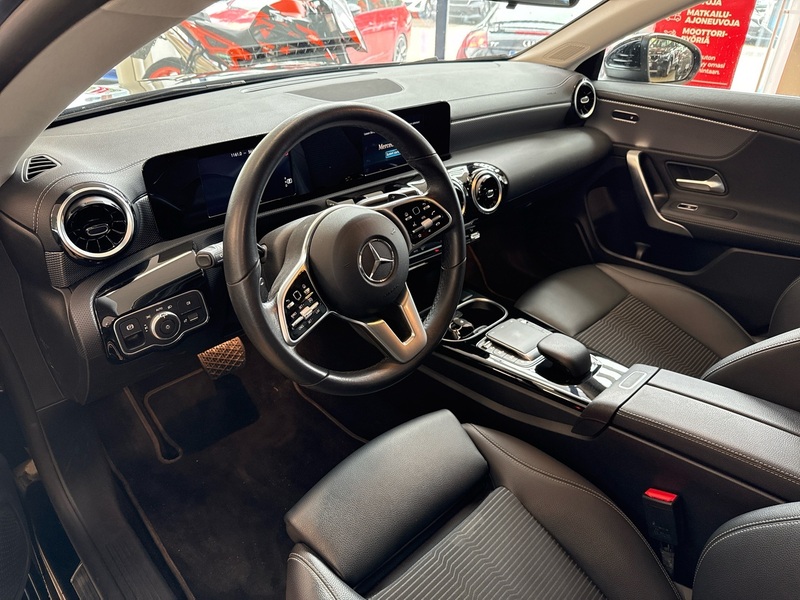 Mercedes-Benz CLA-sarja vaihtoauto